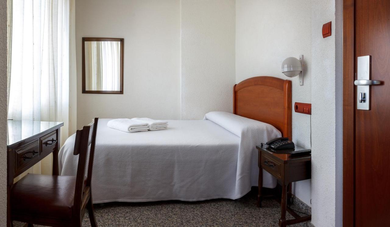 Hostal San Miguel بونفيراذا المظهر الخارجي الصورة