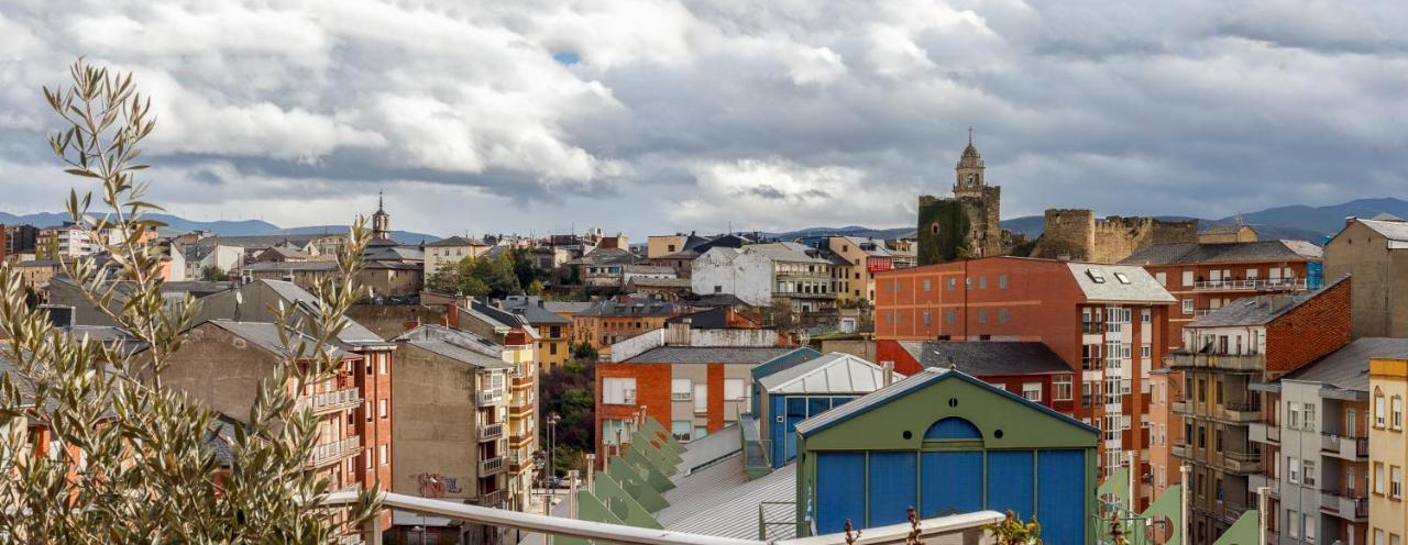 Hostal San Miguel بونفيراذا المظهر الخارجي الصورة