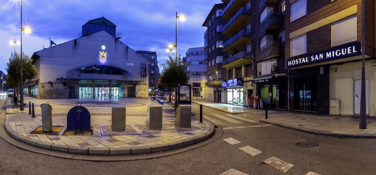 Hostal San Miguel بونفيراذا المظهر الخارجي الصورة